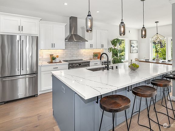 4th image of 7514 20th Avenue NE #A