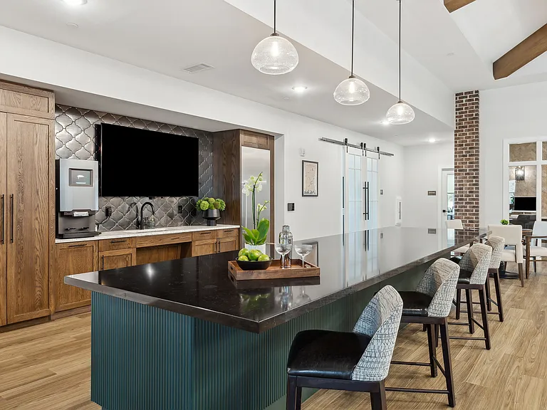 Everleigh Deerfield 55+ Active Adult Apartment Homes — Photo 6