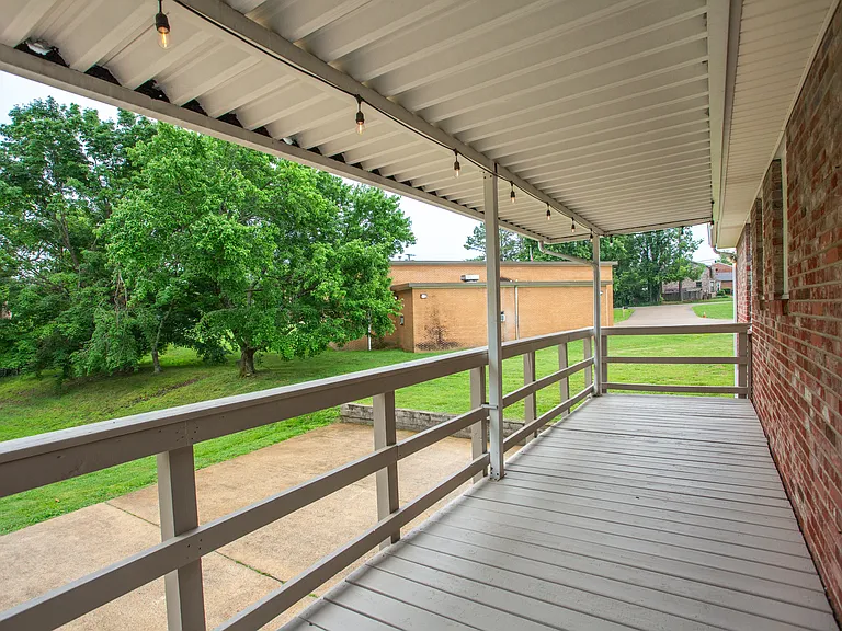 4714 Trousdale Dr — Photo 25