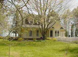 6236 Lakeshore Rd, Palms, MI 48465