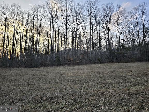 5th image of Tm 42 5 Thoroughfare Rd