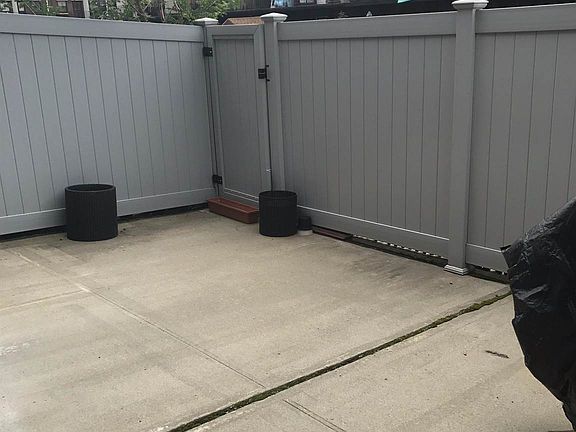 5th image of 841 Underhill Ave