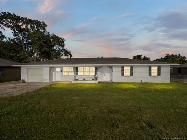 2507 Hodges St, Lake Charles, LA 70601