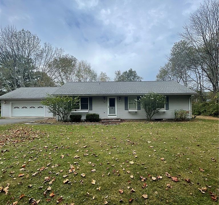 1st image of 126 Collins Dr