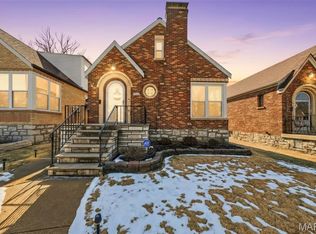 5730 Pernod Ave, Saint Louis, MO 63139