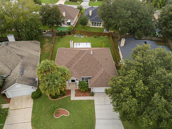 3rd image of 569 Sparrow Branch Cir