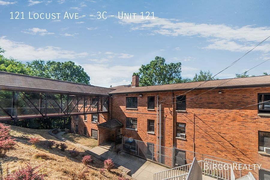 2nd image of 121 Locust St #3C