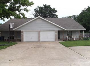506 Camellia Dr #A, Bentonville, AR 72712