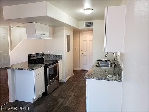 2nd image of 5185 Gray Ln #K