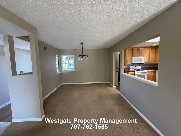 1278 Pacific Ave — Photo 6