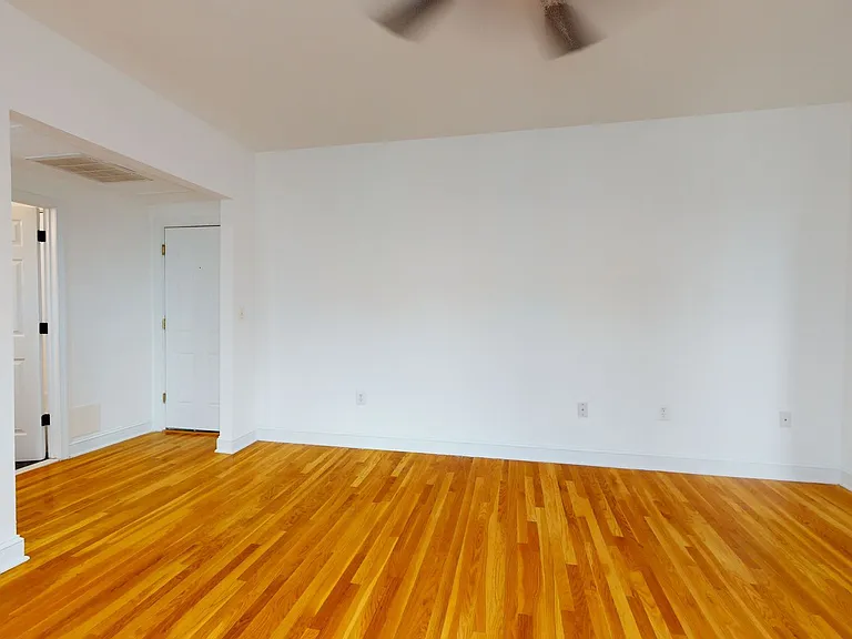 2824 12th St NE #203 — Photo 17