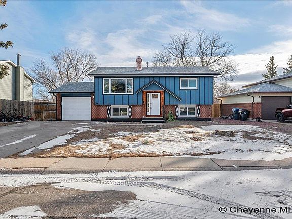 3rd image of 7413 Willshire Blvd