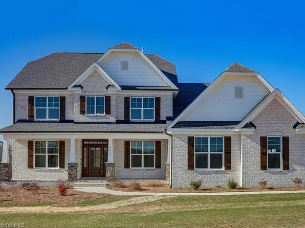 1870 Michelle Dr, Clemmons, NC 27012