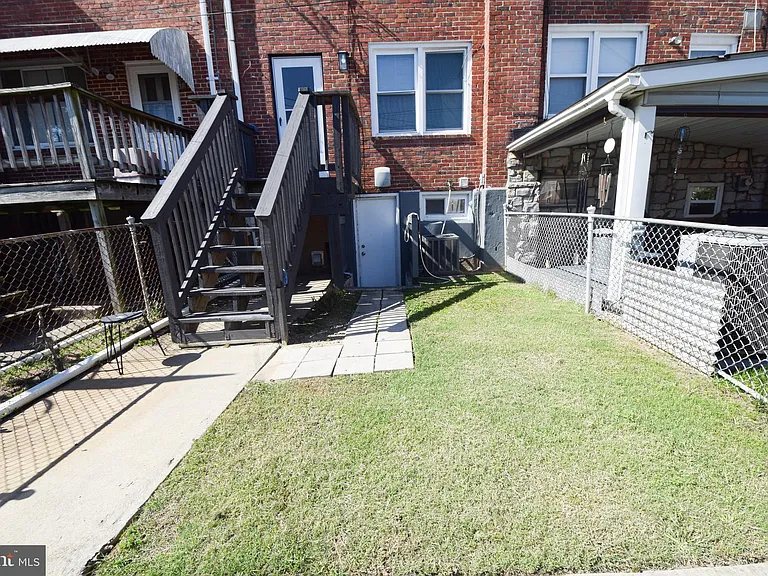 1629 Searles Rd — Photo 25