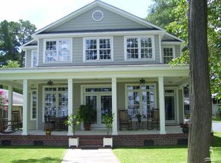 104 Azalea Ln, Elizabethtown, NC 28337