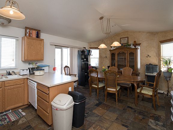 3rd image of 3321 S Leonidas Dr