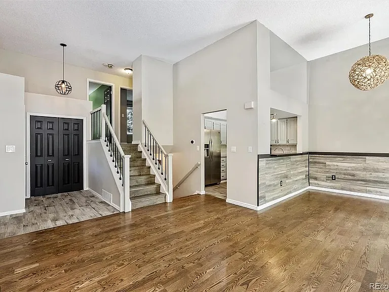 9228 Butterwood Ct — Photo 7