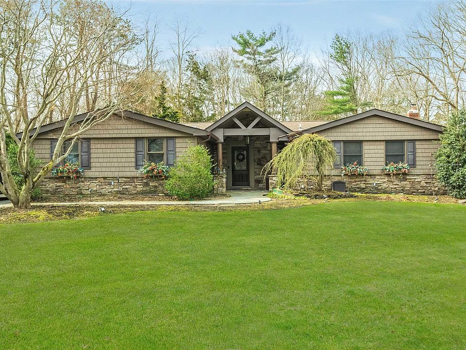 1st image of 34 Homestead Cir