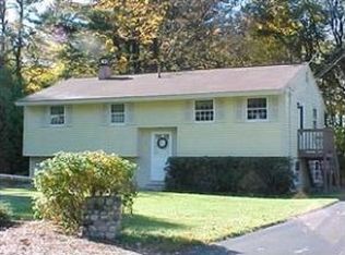 9 Pinewood Dr, Merrimack, NH 03054