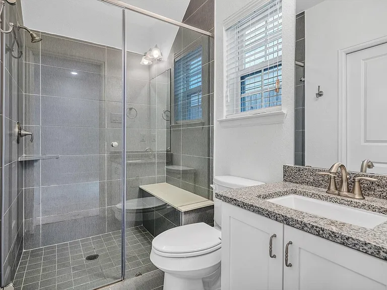 5521 Petty St — Photo 10