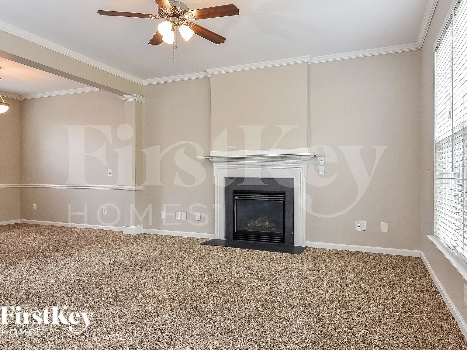 3 bed, 2.5 bath, 1964 sqft, $2,700 — Photo 4