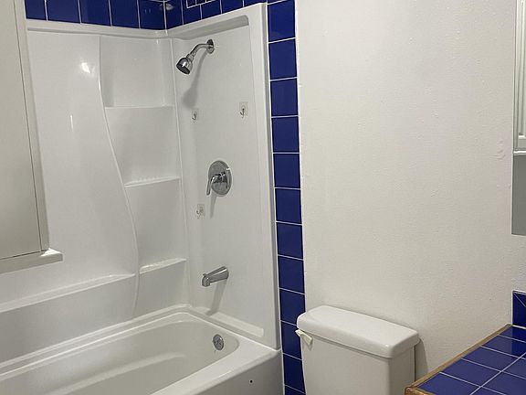 5th image of 486 Lilihua Pl APT B3