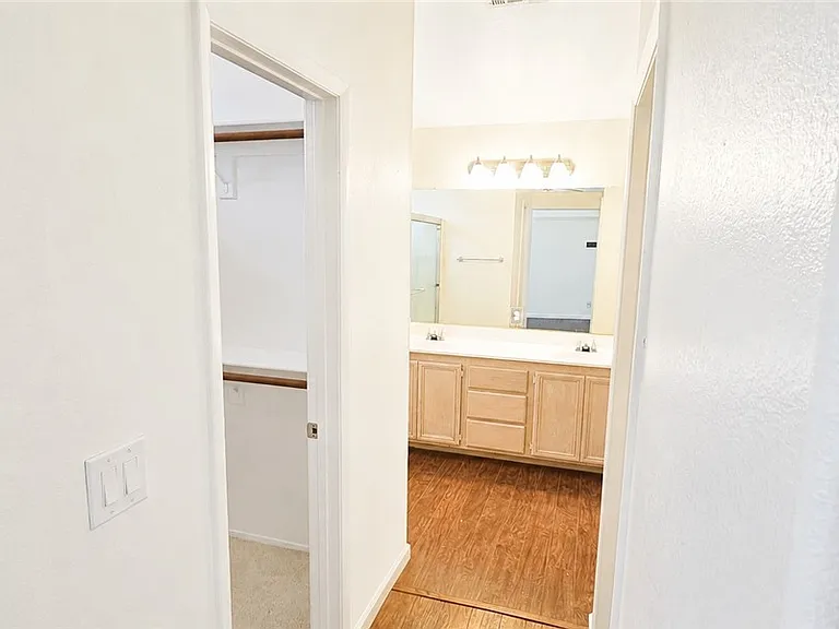 9056 Trumpet Ct — Photo 16