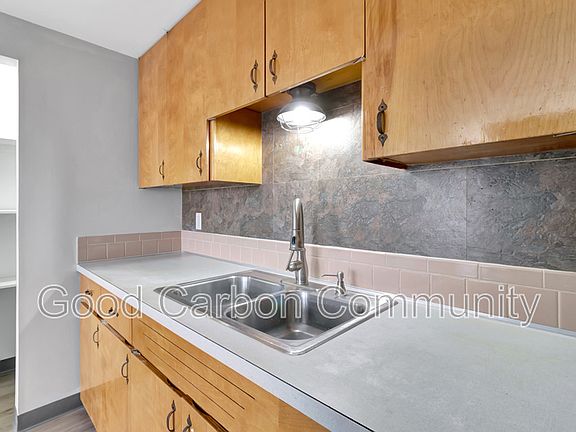 3rd image of 5450 Creekside Ct APT A