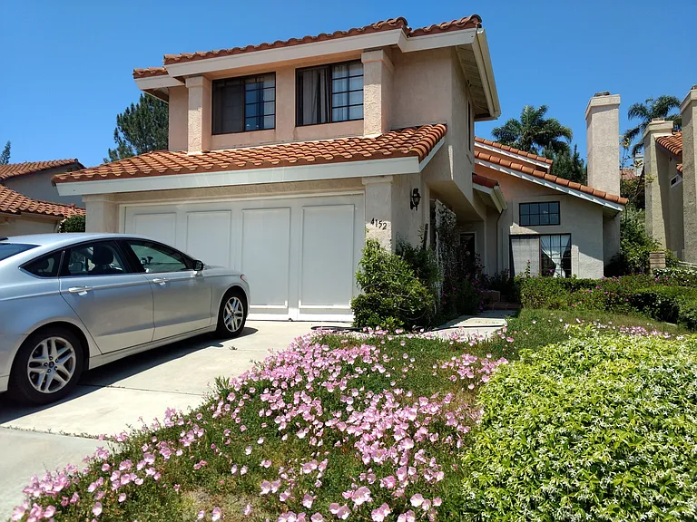 4152 Kerwood Ct — Photo 2
