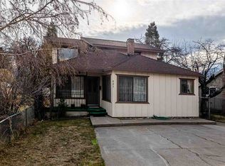 621 Pine St, Mount Shasta, CA