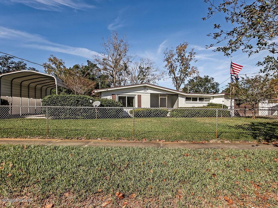 Large Corner Lot