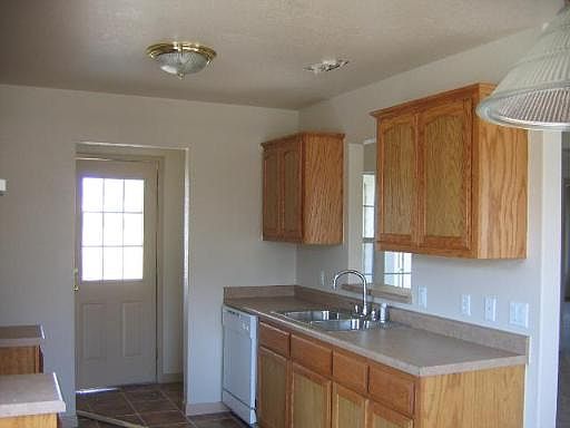 4th image of 4603 HOLLY SPRINGS