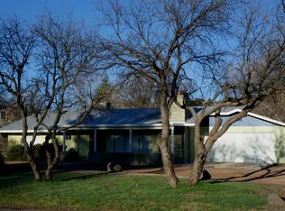 3910 E Meadow Ln, Rimrock, AZ 86335