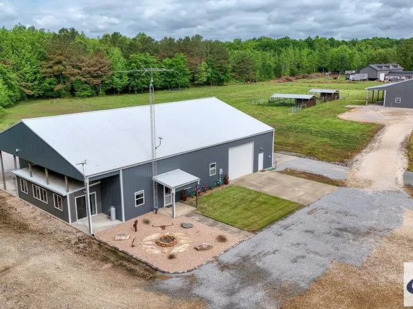 483 Katelyn Dr, Holladay, TN 38341