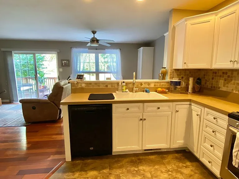 105 Hawk Ln — Photo 8