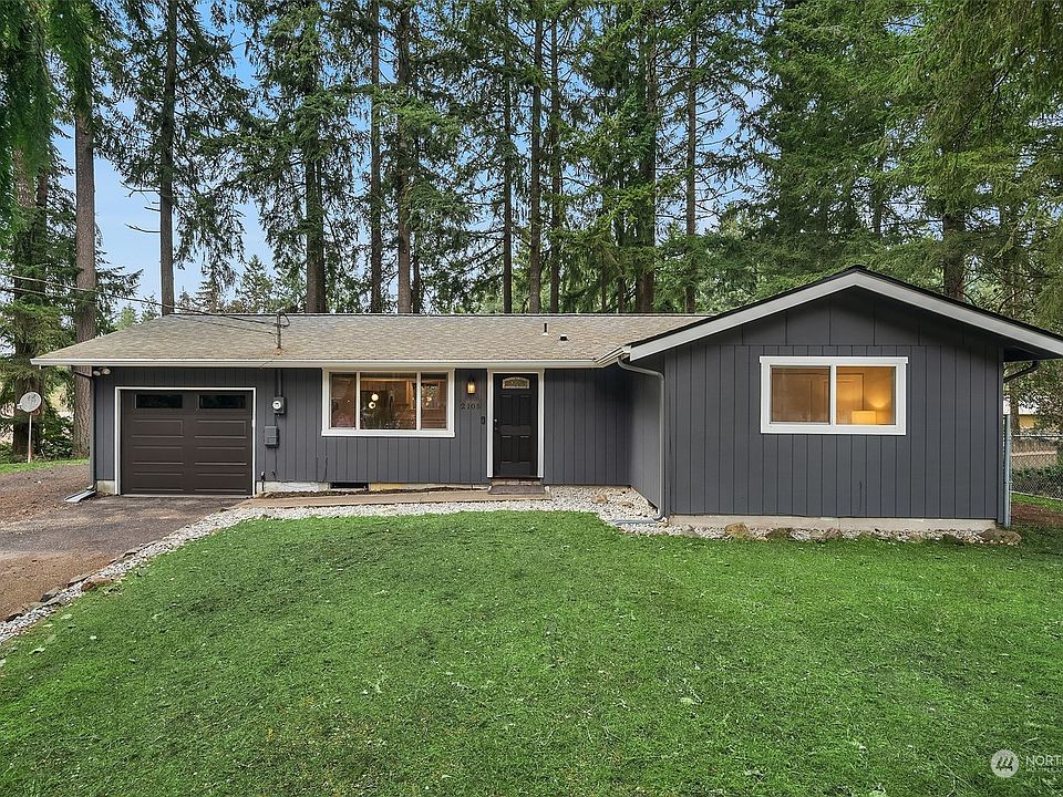 1st image of 2105 Hillwood Lane SE