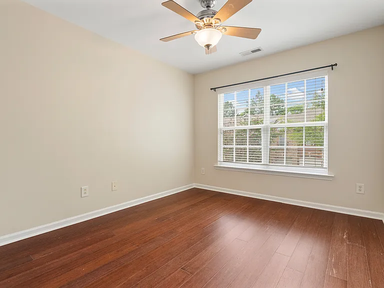 232 Lone Star Way — Photo 28