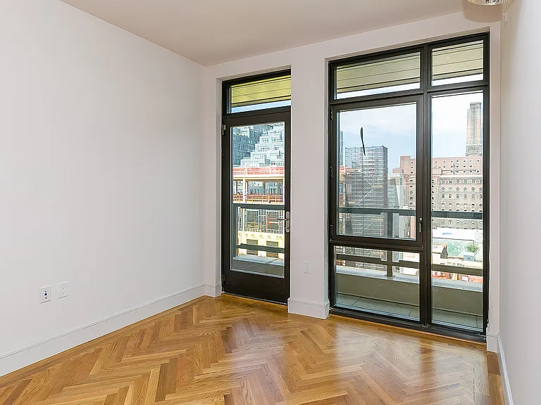 321 Wythe Ave #1304 — Photo 9