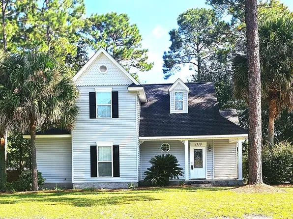 1715 Jimmy St, Adel, GA 31620