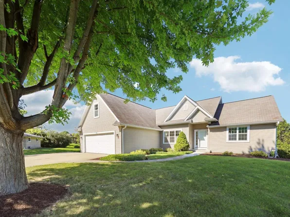 3965 Glen Echo DRIVE, Brookfield, WI 53005