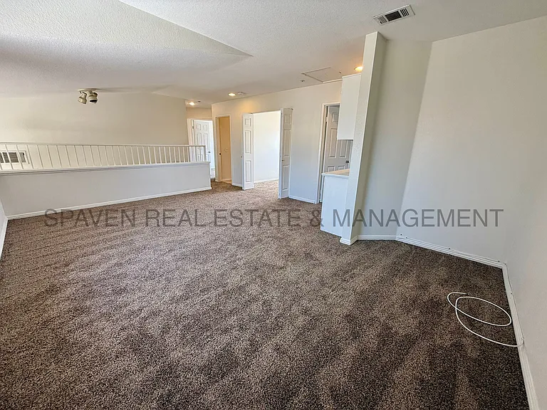 7689 Canberra Way — Photo 15