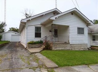 1218 9th St, Bedford, IN 47421