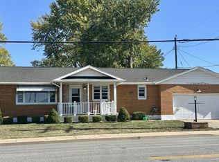 608 N 36th St, Quincy, IL 62301