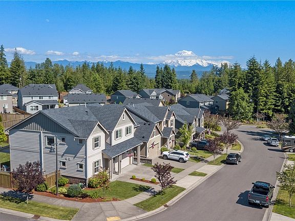 3rd image of 14303 Overlook Dr E