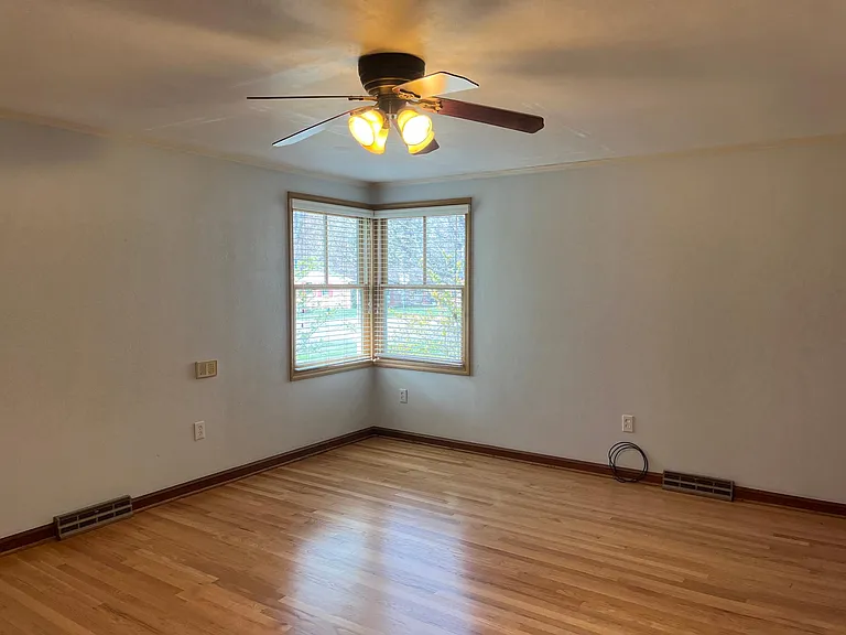 1024 Sterling Ave — Photo 14
