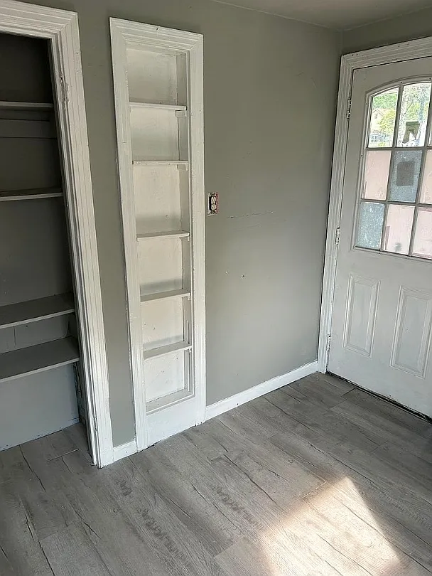 2 bed, 1.0 bath, $1,100 — Photo 3