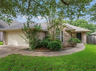 4211 Camber Ct, College Station, TX 77845