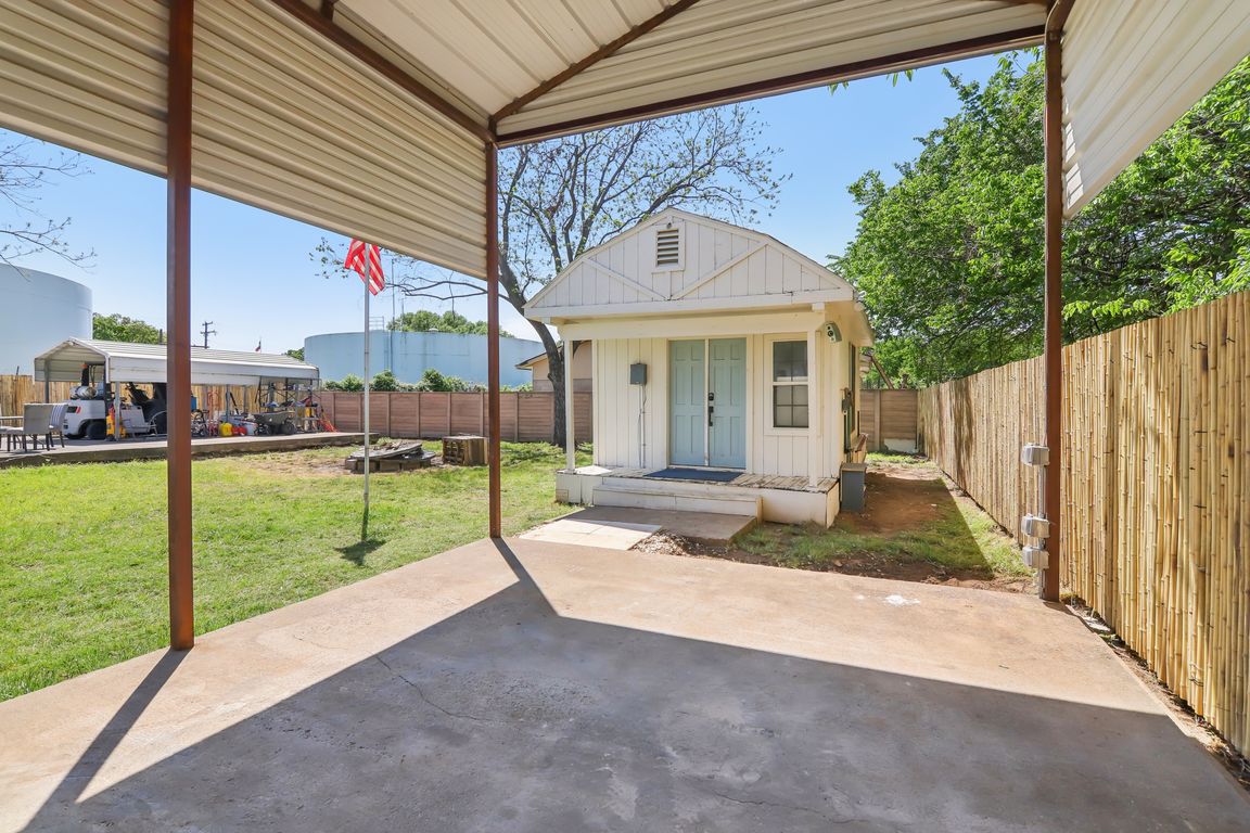 next background image