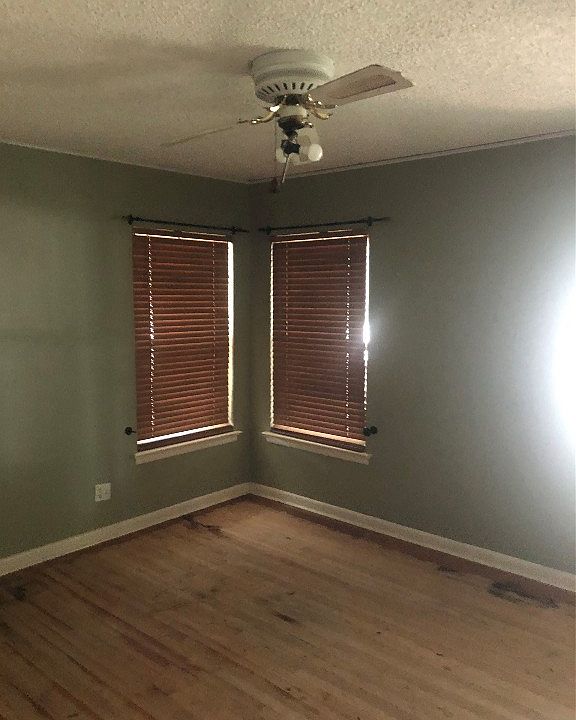 1st image of 2027 Elmwood Blvd