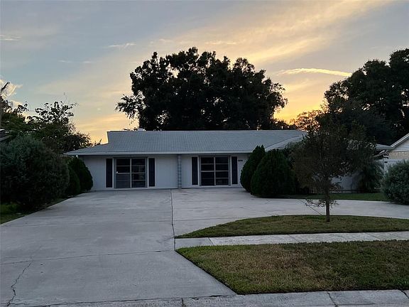 3rd image of 6804 Wilshire Ct